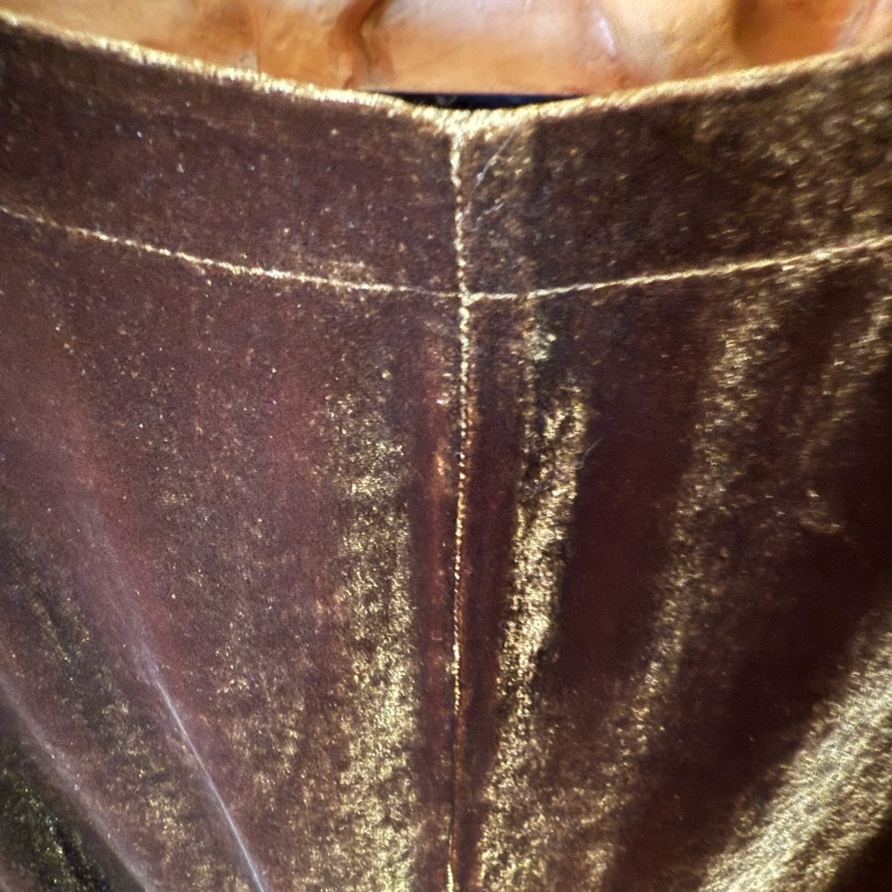 Eileen Fisher green/gold velvet Boxy Short Sleeve T-Shirt - Picture 7 of 7